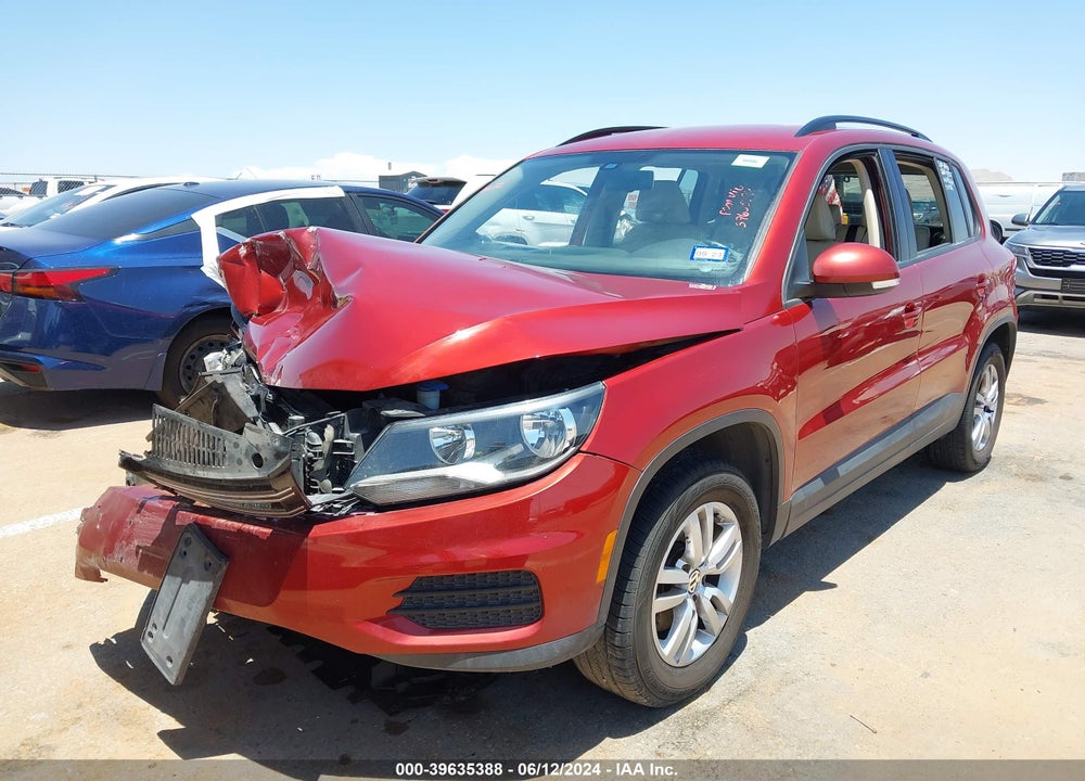 2016 VOLKSWAGEN TIGUAN S VIN: WVGAV7AX6GW069174