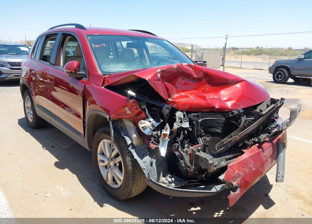 2016 VOLKSWAGEN TIGUAN S VIN: WVGAV7AX6GW069174