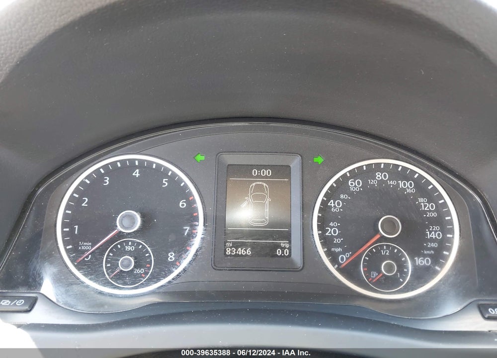 2016 VOLKSWAGEN TIGUAN S VIN: WVGAV7AX6GW069174