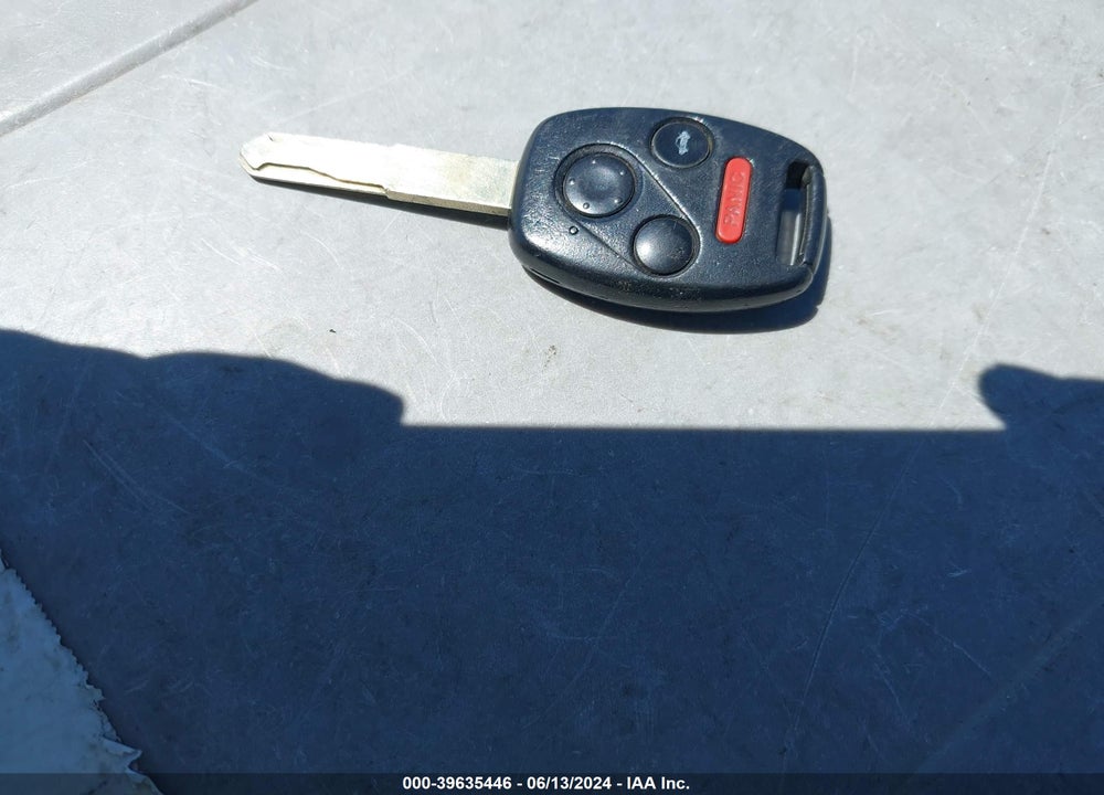 2004 HONDA ACCORD 2.4 LX VIN: 1HGCM56384A069844