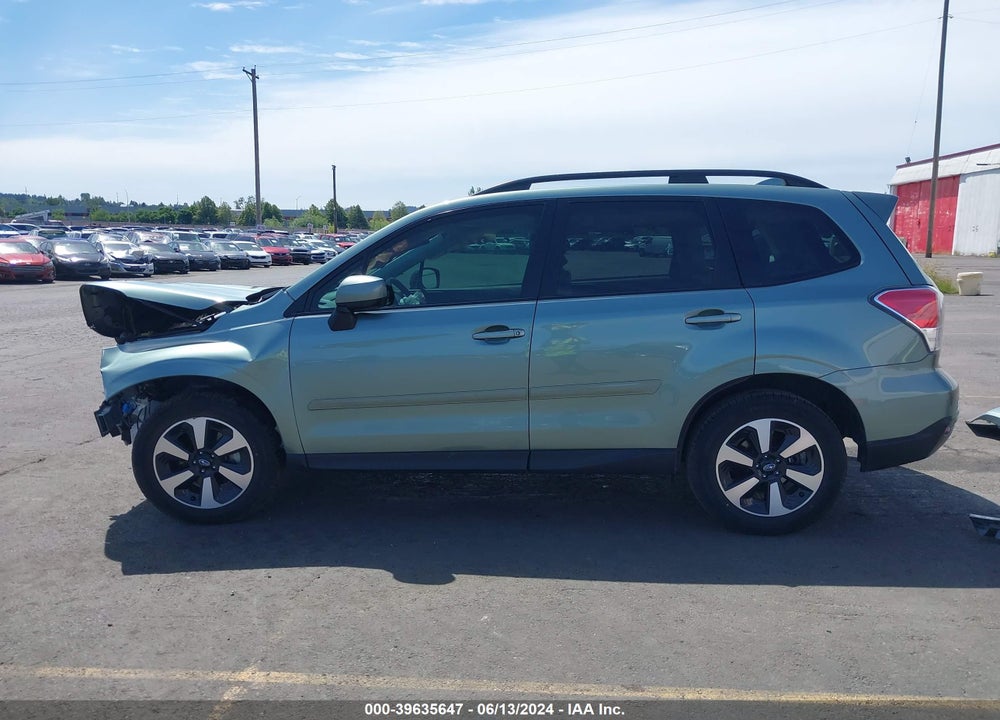 2018 SUBARU FORESTER 2.5I PREMIUM VIN: JF2SJAECXJH615691