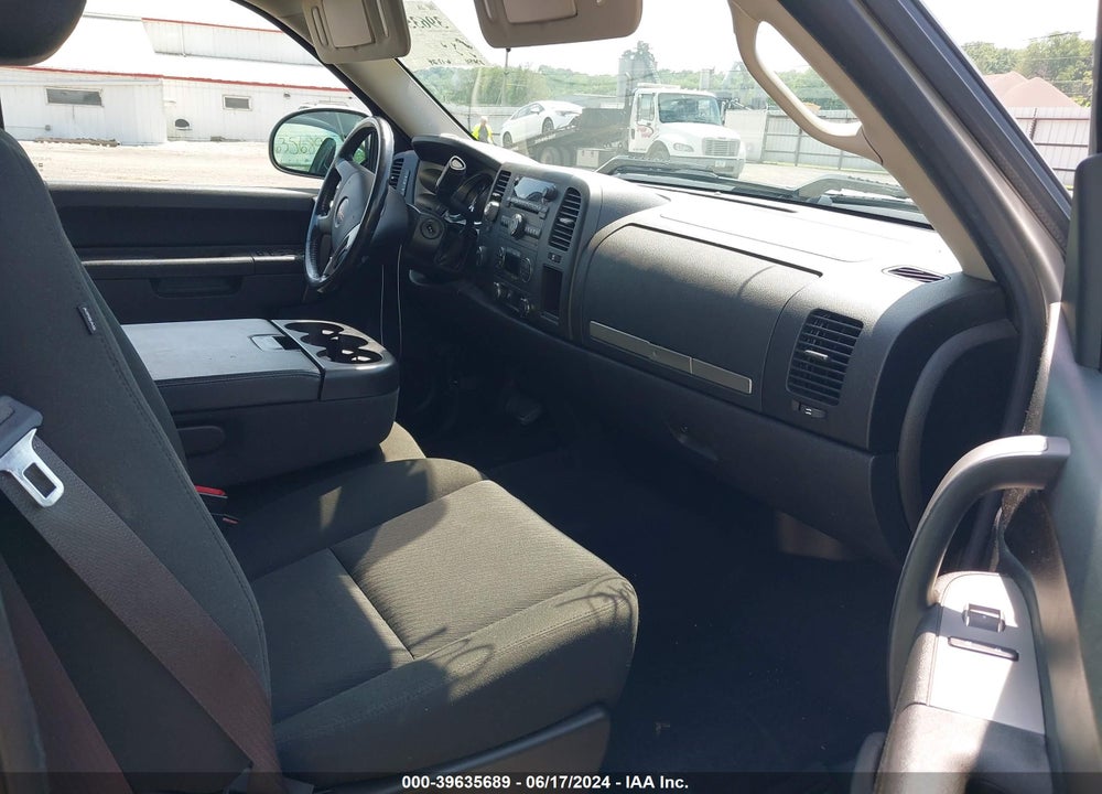 2013 GMC SIERRA 1500 VIN: 1GTR2VE75DZ121371