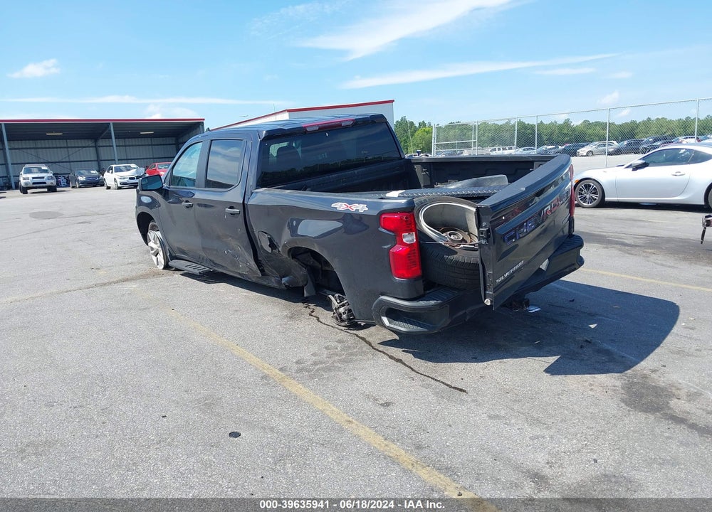 2022 CHEVROLET SILVERADO 1500 4WD SHORT BED CUSTOM VIN: 1GCPDBEK0NZ641242