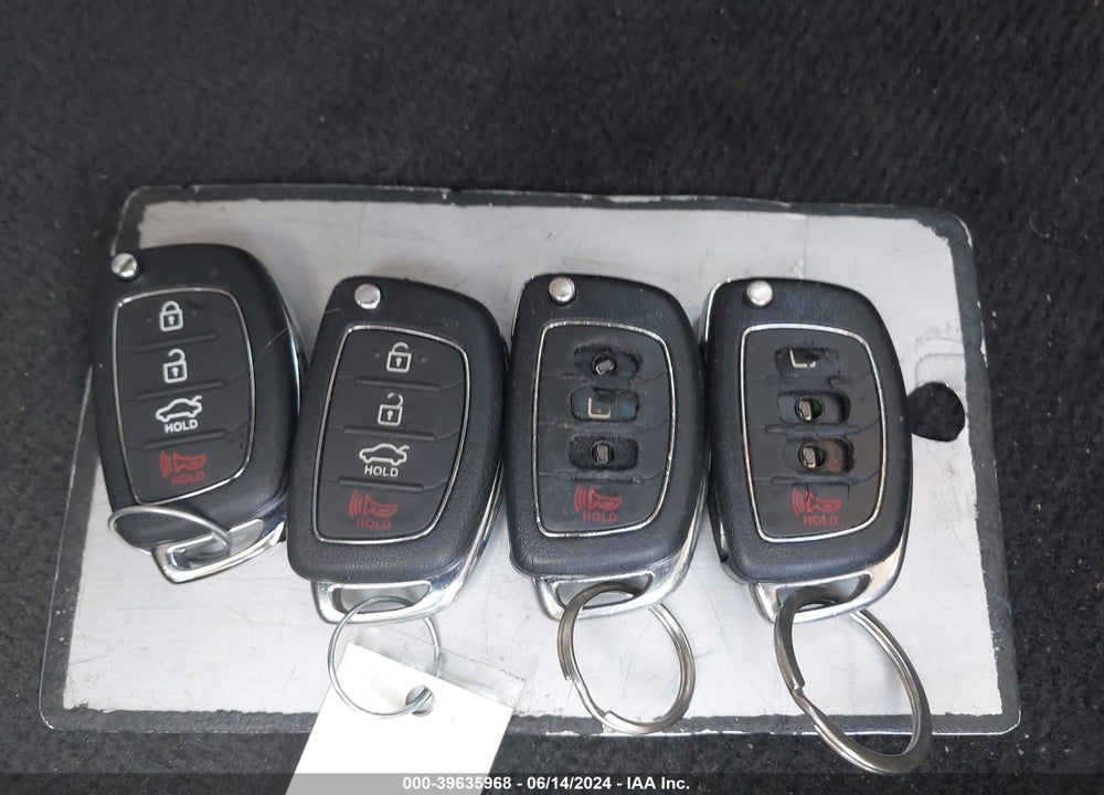 2015 HYUNDAI SONATA VIN: 5NPE24AFXFH157086