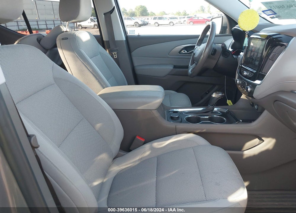 2018 CHEVROLET TRAVERSE 1LT VIN: 1GNERGKW2JJ232284