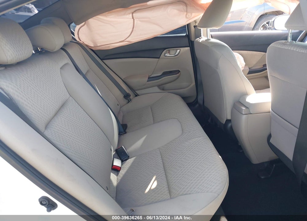 2015 HONDA CIVIC LX VIN: 19XFB2F51FE289747
