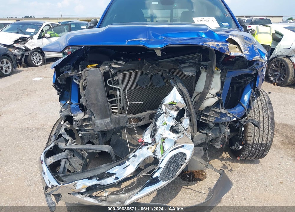 2019 RAM 1500 VIN: 1C6RREFT0KN679969