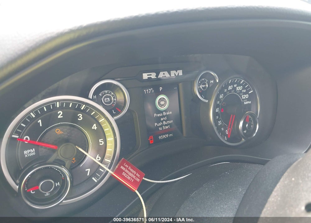 2019 RAM 1500 VIN: 1C6RREFT0KN679969