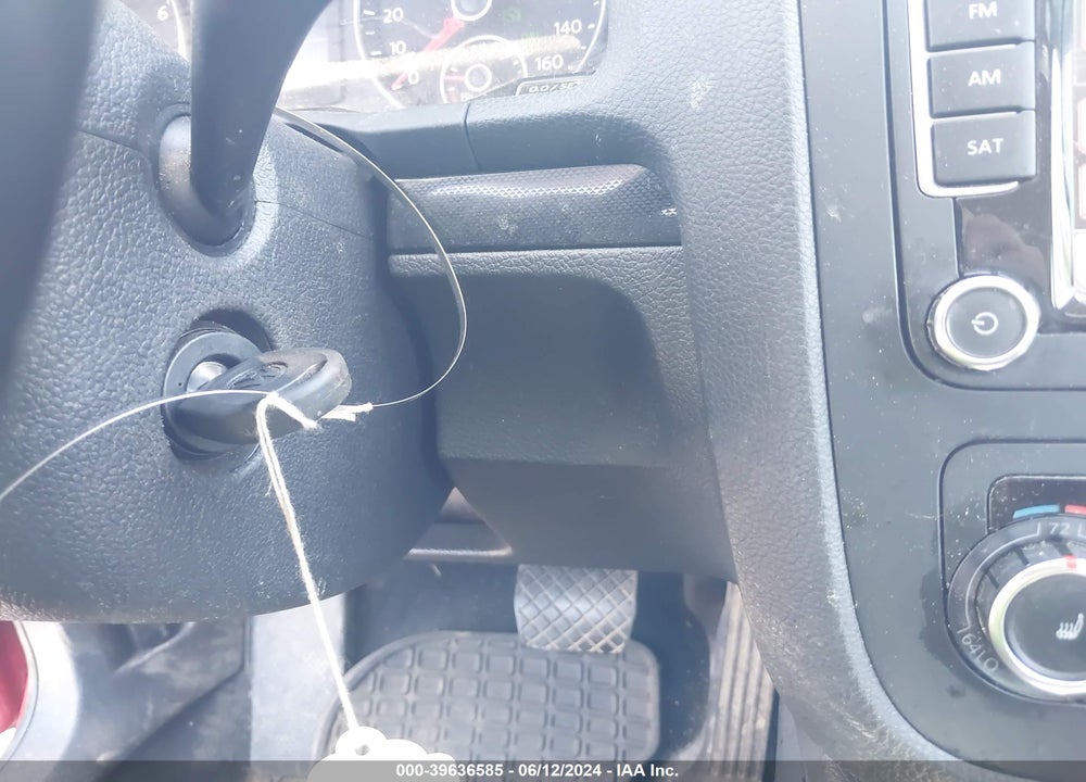 2010 VOLKSWAGEN JETTA SE VIN: 3VWRZ7AJ6AM045713