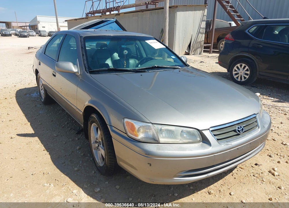 2000 TOYOTA CAMRY XLE V6 VIN: 4T1BF28K5YU092635