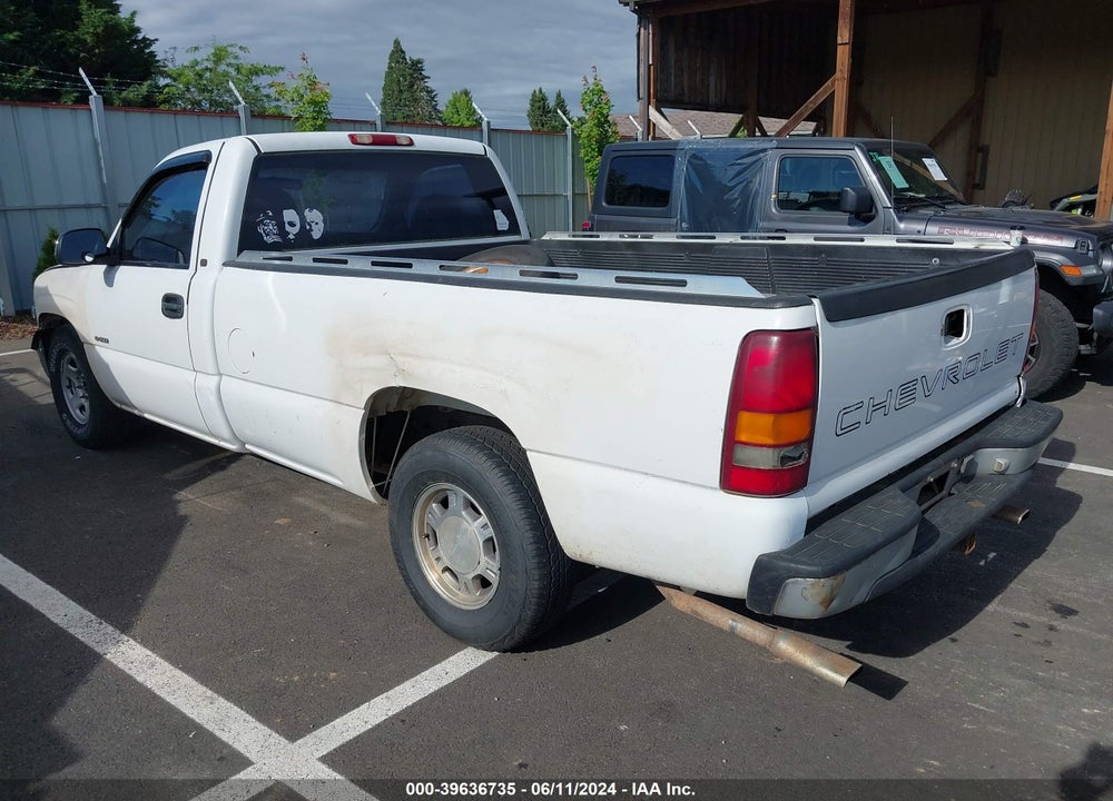 2000 CHEVROLET SILVERADO 1500 VIN: 1GCEC14W7YE100581