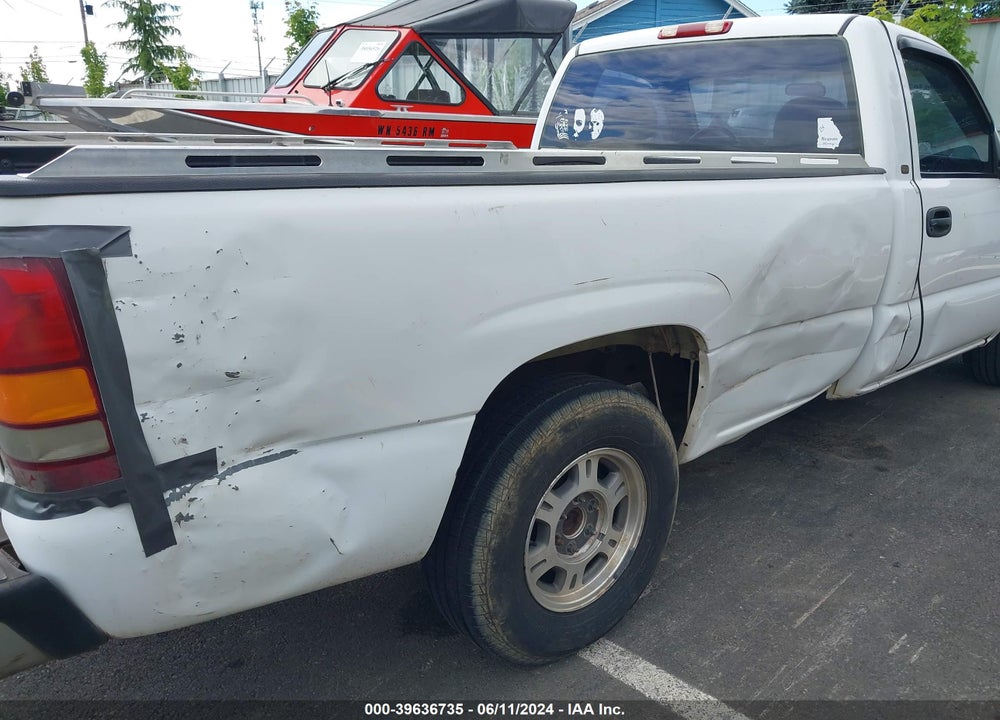2000 CHEVROLET SILVERADO 1500 VIN: 1GCEC14W7YE100581