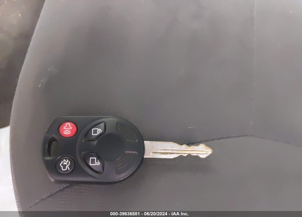 2008 FORD ESCAPE XLS/XLS MANUAL VIN: 1FMCU02Z08KB76572