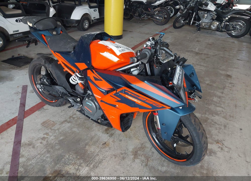 2022 KTM 390 RC VIN: MD2JYJ40XNC216807