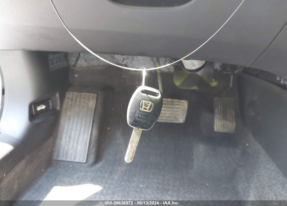 2010 HONDA ACCORD 2.4 LX VIN: 1HGCP2F33AA060583