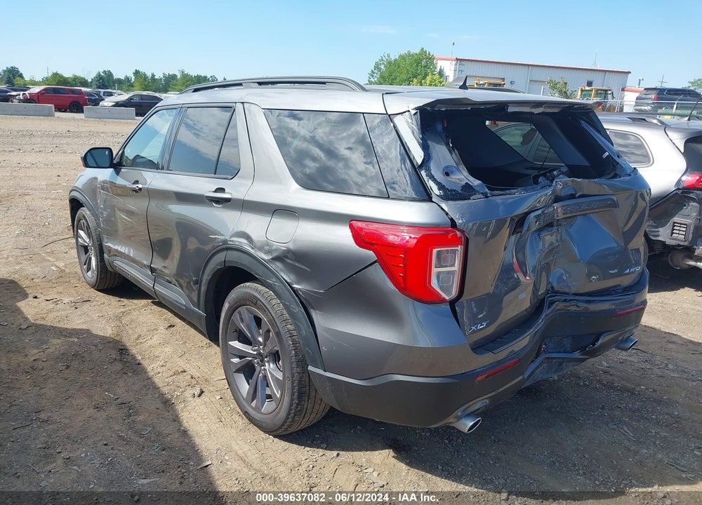 2022 FORD EXPLORER XLT VIN: 1FMSK8DH1NGA76001