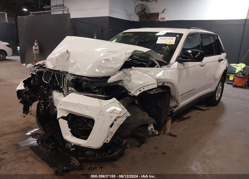 2023 JEEP GRAND CHEROKEE LAREDO 4X4 VIN: 1C4RJHAG9PC547551