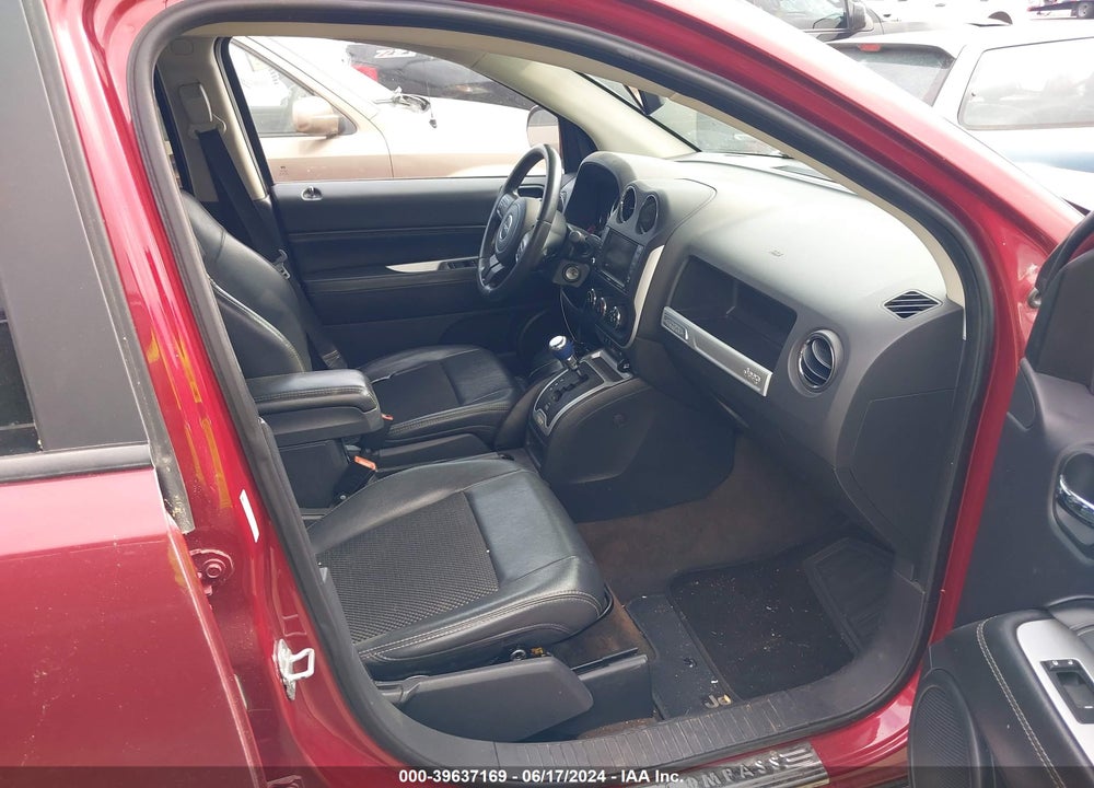 2014 JEEP COMPASS VIN: 1C4NJCEB2ED744911
