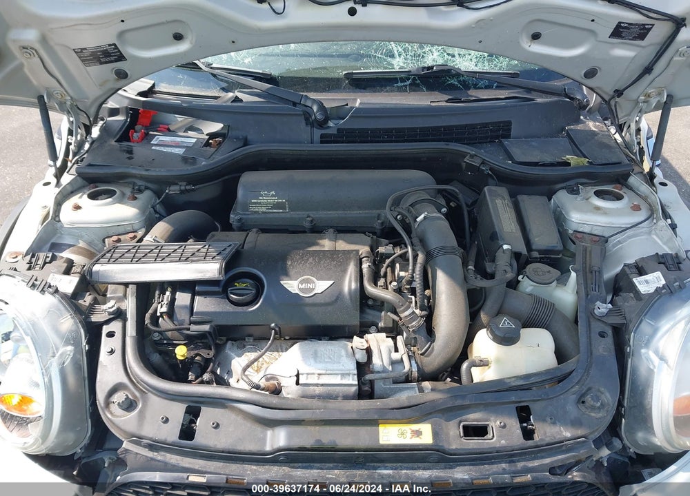 2012 MINI COOPER S VIN: WMWSV3C53CTY16476