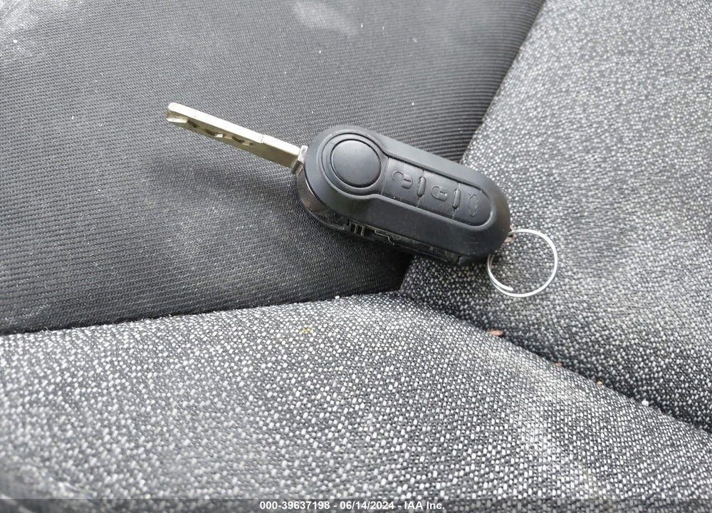 2019 RAM PROMASTER 1500 HIGH ROOF 136 WB VIN: 3C6TRVBG7KE547813