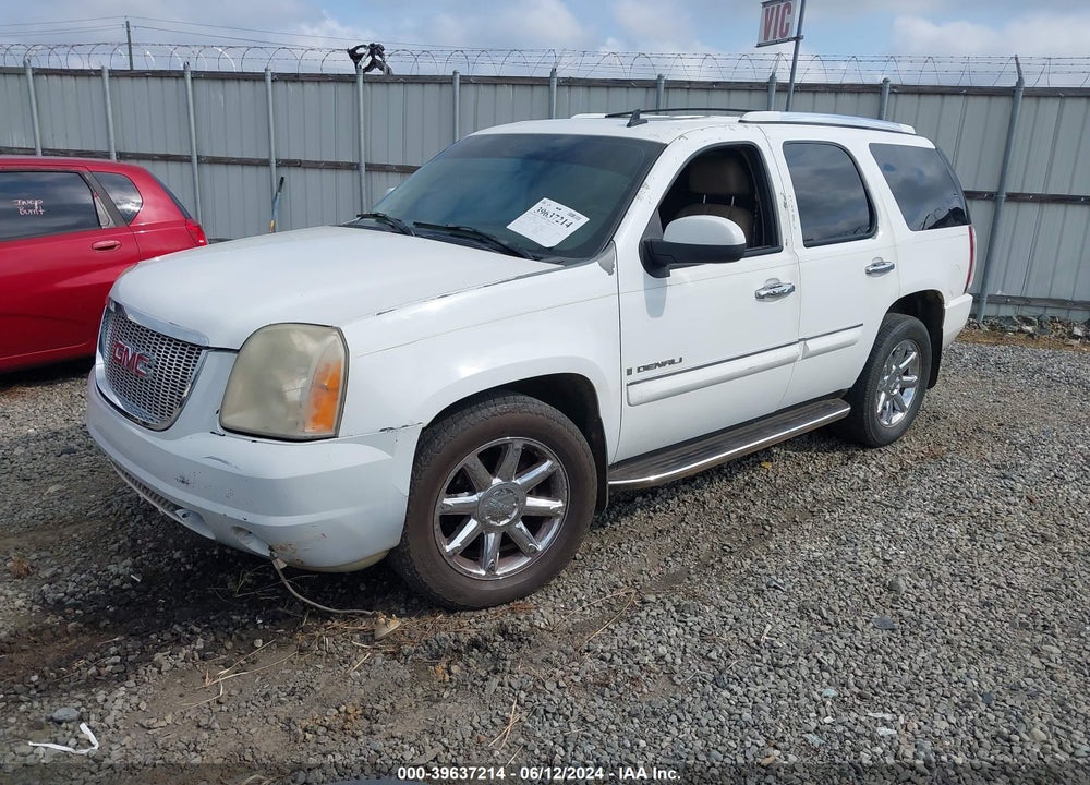 2007 GMC YUKON DENALI VIN: 1GKFK638X7J390445