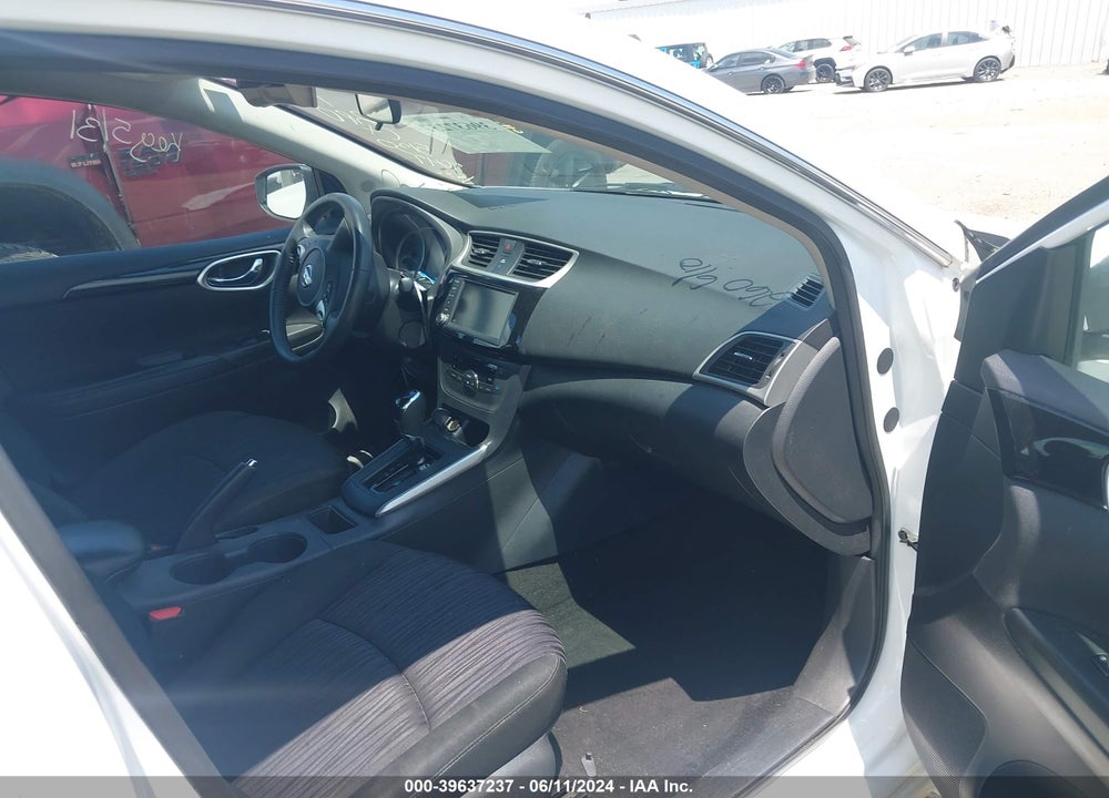 2019 NISSAN SENTRA SV VIN: 3N1AB7AP5KY377647