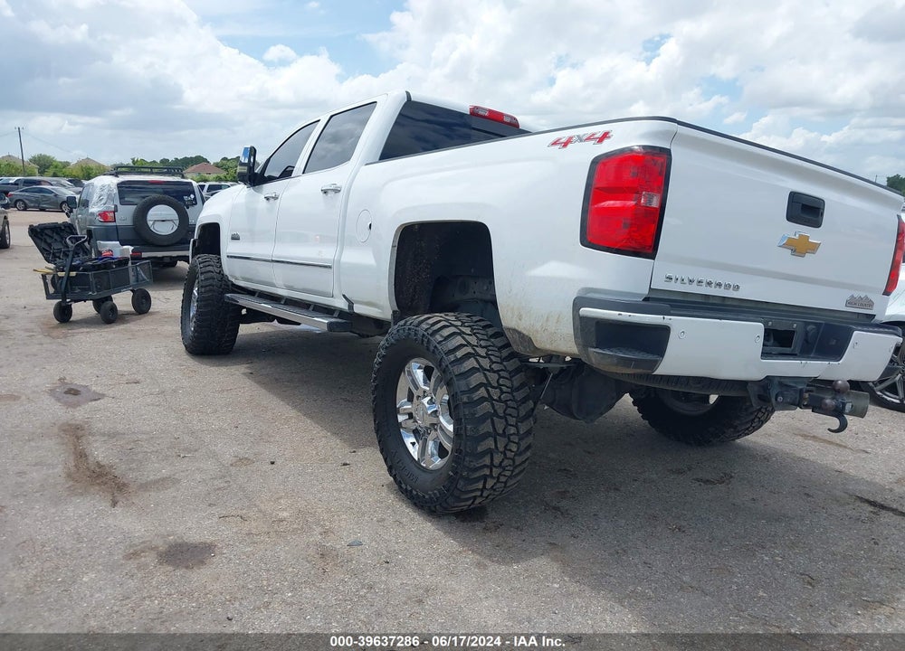 2016 CHEVROLET SILVERADO 2500HD HIGH COUNTRY VIN: 1GC1KXE89GF268946