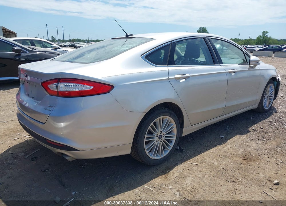2016 FORD FUSION SE VIN: 3FA6P0HD0GR132186