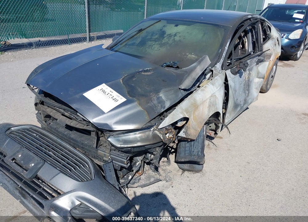 2013 FORD FUSION SE VIN: 3FA6P0H79DR182414