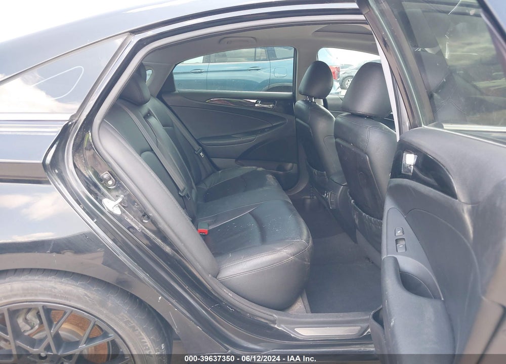 2011 HYUNDAI SONATA VIN: 5NPEC4AC4BH248416