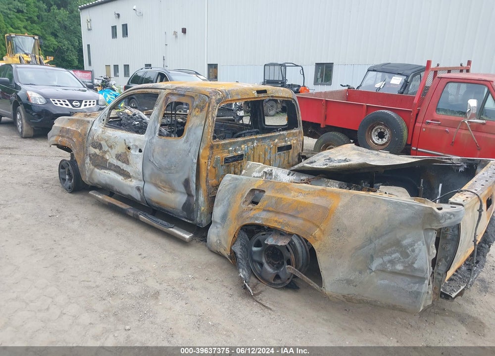 2017 TOYOTA TACOMA SR VIN: 5TFRX5GN0HX103147