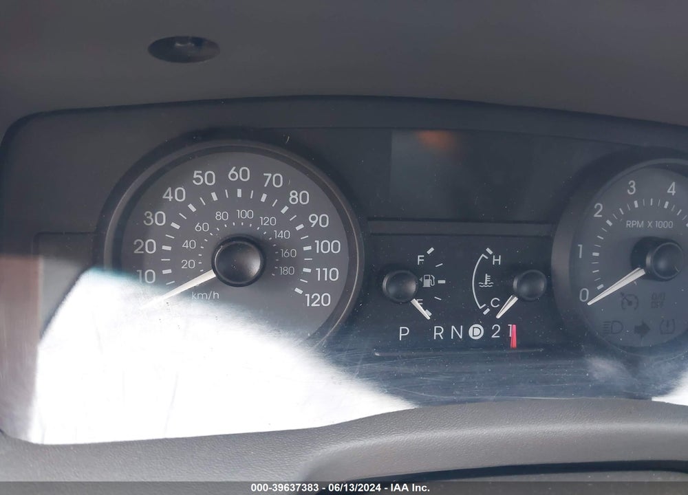 2009 MERCURY GRAND MARQUIS VIN: 2MEHM75V29X600827