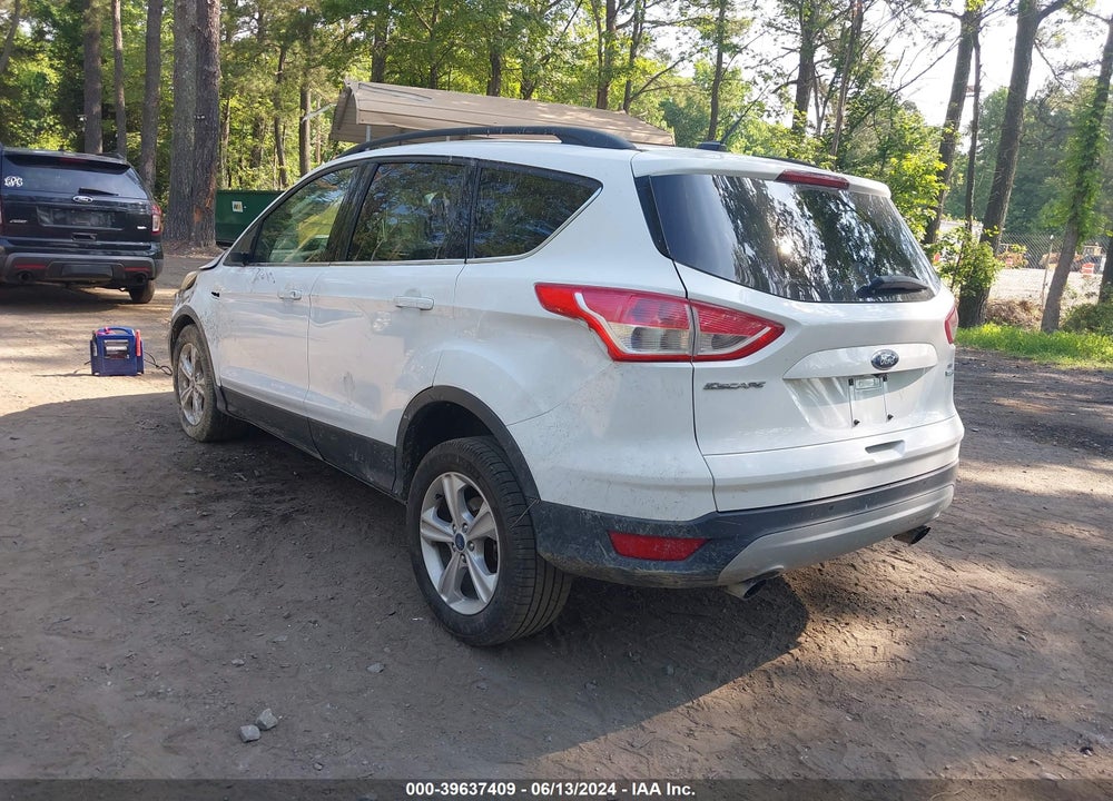 2015 FORD ESCAPE SE VIN: 1FMCU9G93FUB96572