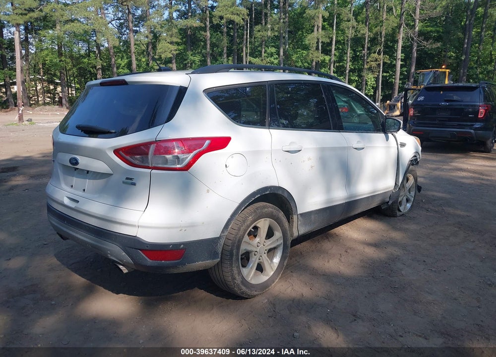 2015 FORD ESCAPE SE VIN: 1FMCU9G93FUB96572