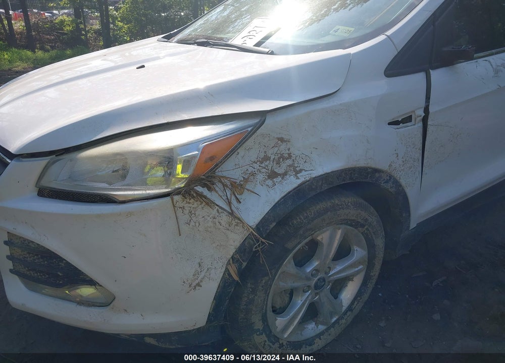 2015 FORD ESCAPE SE VIN: 1FMCU9G93FUB96572