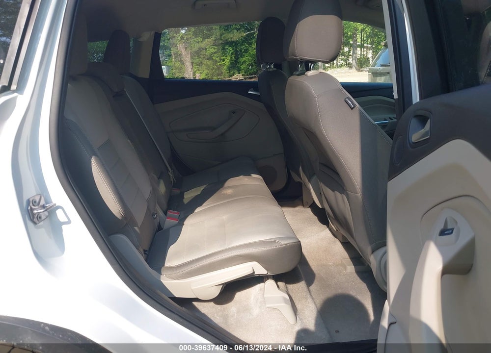 2015 FORD ESCAPE SE VIN: 1FMCU9G93FUB96572