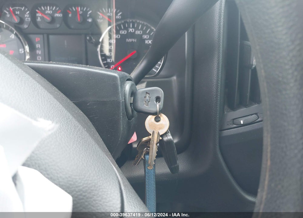 2016 CHEVROLET SILVERADO 1500 LS VIN: 1GCRCNEH4GZ296625