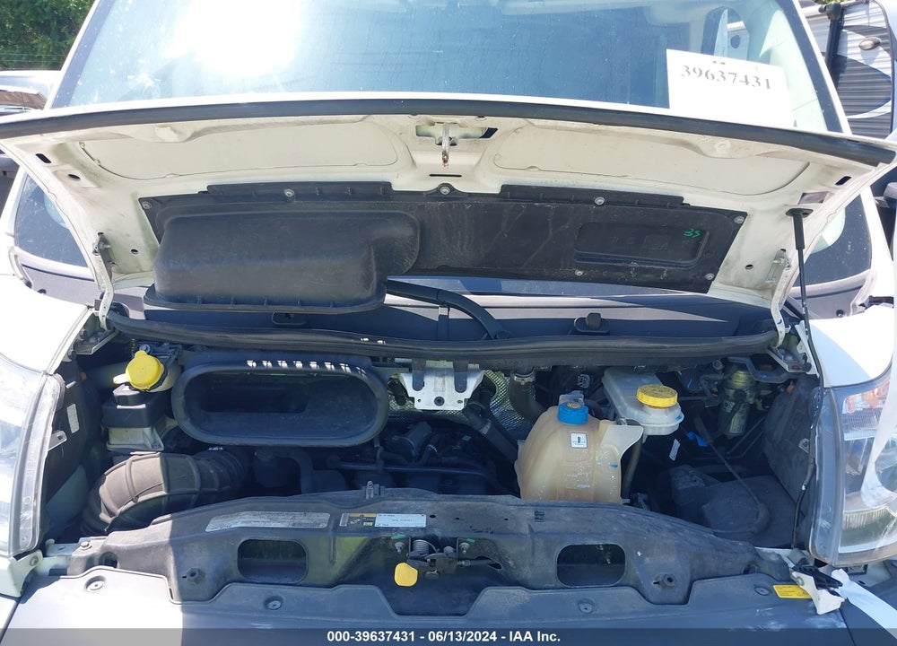 2018 RAM PROMASTER 1500 LOW ROOF 136 WB VIN: 3C6TRVAG0JE113796
