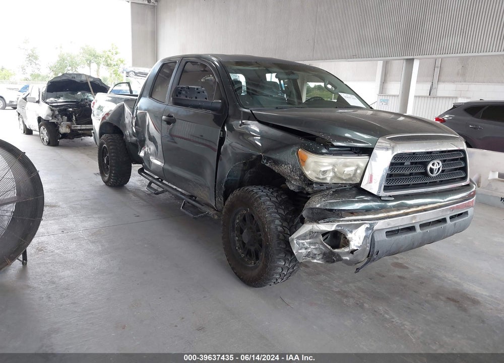 2008 TOYOTA TUNDRA SR5 5.7L V8 VIN: 5TFRV541X8X061576