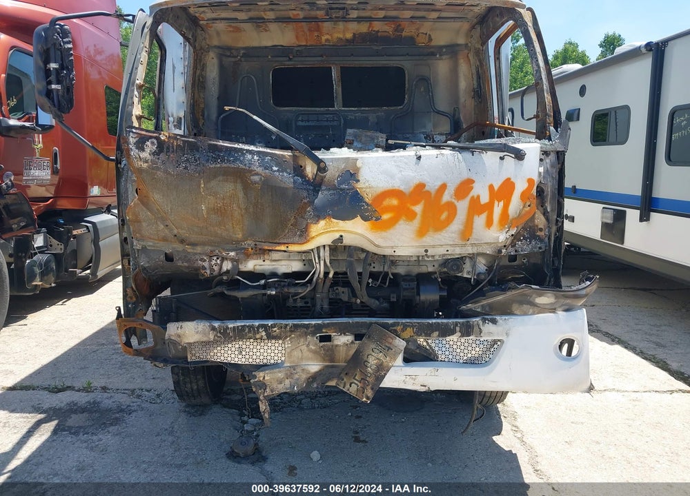 2017 HINO XJC720/XFC720 VIN: JHHYDM1H3HK003393