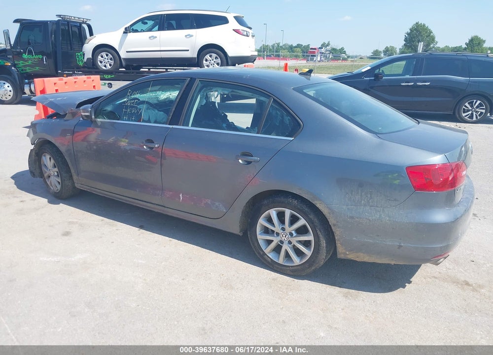 2014 VOLKSWAGEN JETTA 1.8T SE VIN: 3VWD07AJ7EM317390