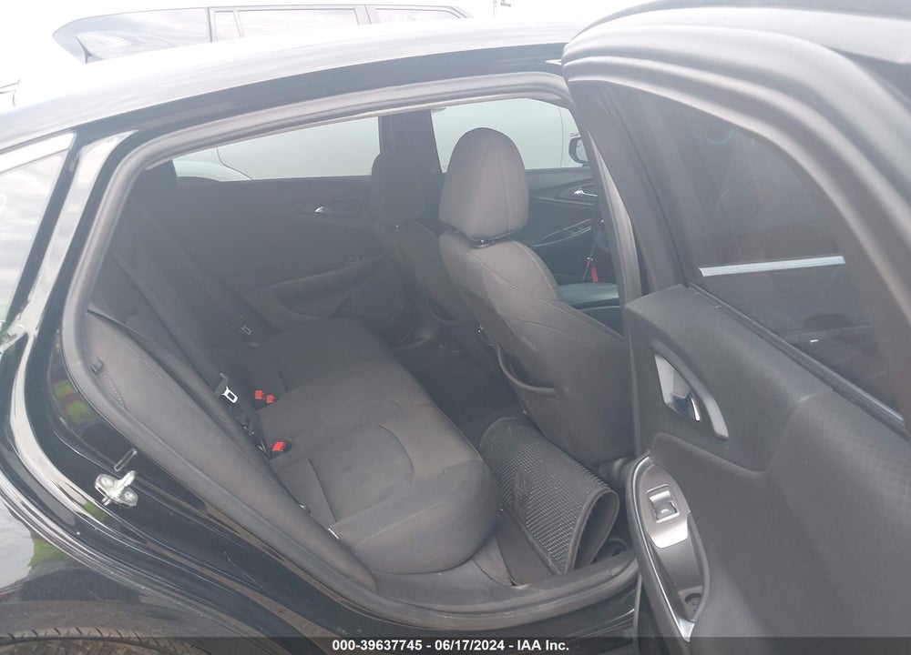 2019 CHEVROLET MALIBU LT VIN: 1G1ZD5ST1KF181893