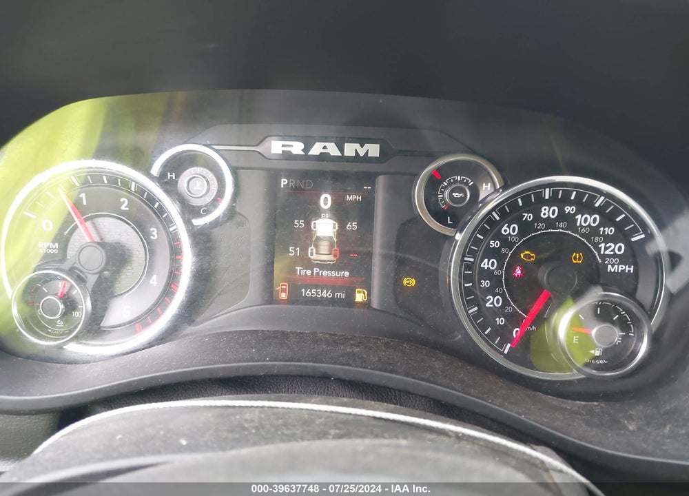 2019 RAM 2500 BIG HORN 4X4 6'4 BOX VIN: 3C6UR5DL6KG563780