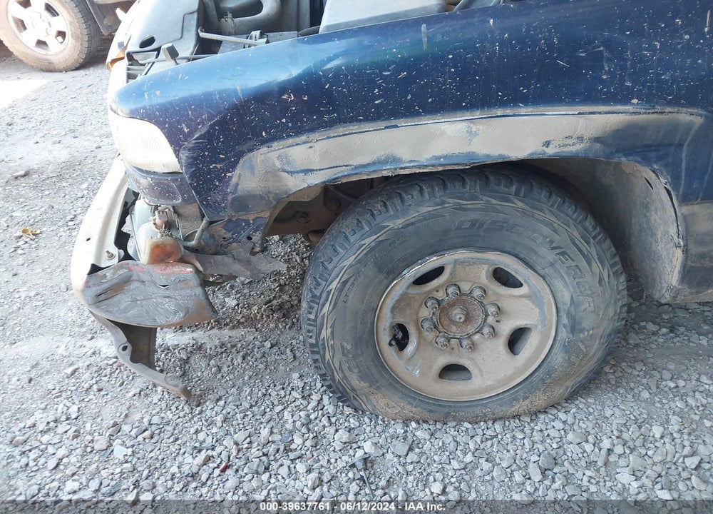 2000 CHEVROLET SILVERADO 2500 LS VIN: 1GCGK29U0YE371202
