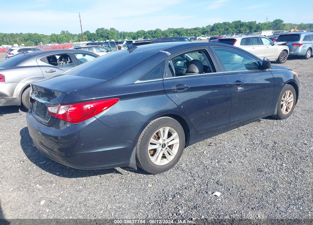 2013 HYUNDAI SONATA GLS VIN: 5NPEB4AC9DH682921