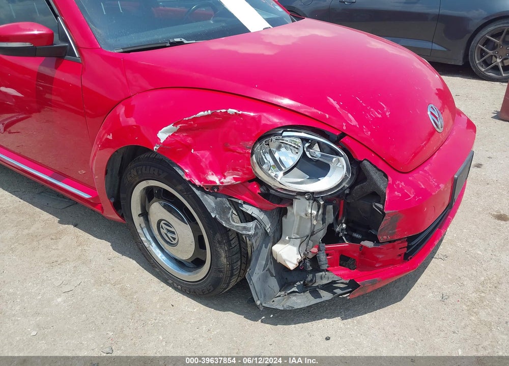 2012 VOLKSWAGEN BEETLE 2.5L VIN: 3VWJX7AT8CM650985