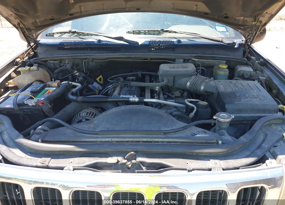 2000 JEEP GRAND CHEROKEE LAREDO VIN: 1J4G248S1YC385630