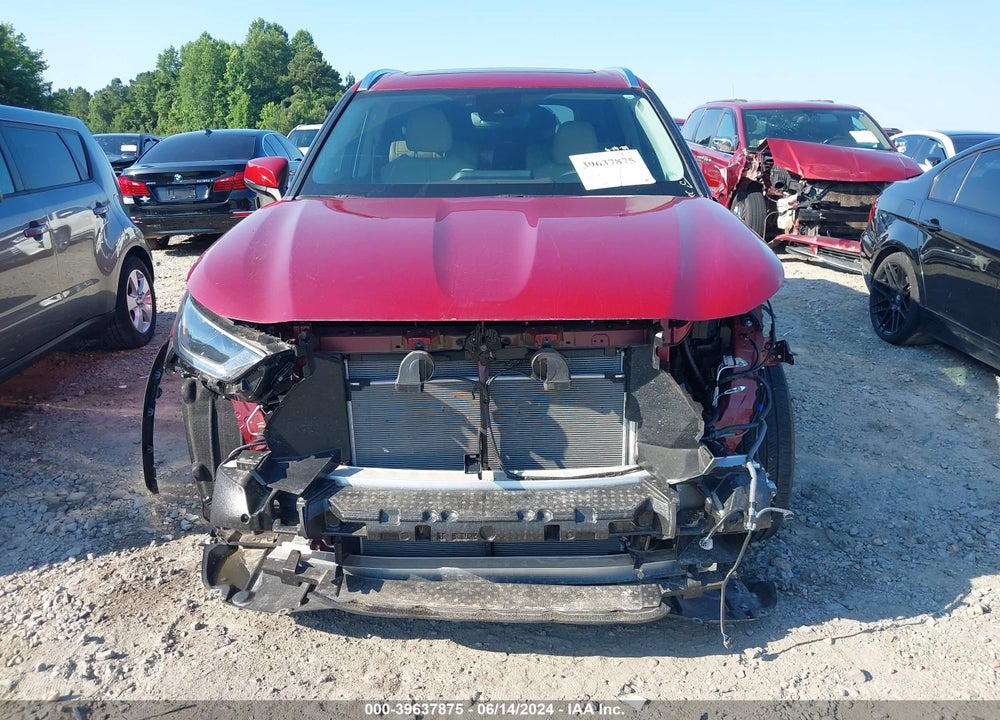 2021 TOYOTA HIGHLANDER XLE VIN: 5TDGZRBH4MS138476