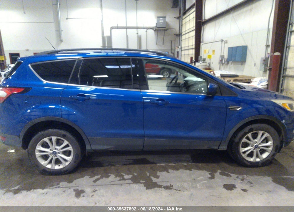 2018 FORD ESCAPE SE VIN: 1FMCU9GD8JUB73382