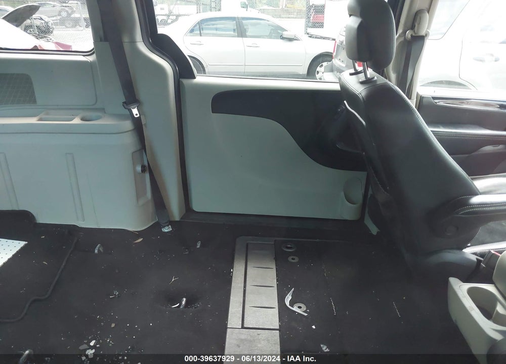 2018 DODGE GRAND CARAVAN SXT VIN: 2C4RDGCG7JR264708